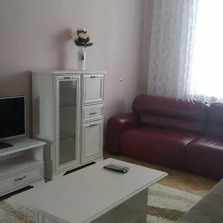 ленина 9 Apartment *